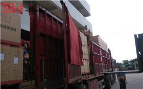 【發貨快訊】新疆特豐制藥辦公樓勾搭鋁單板和鋁扣板吊頂發貨