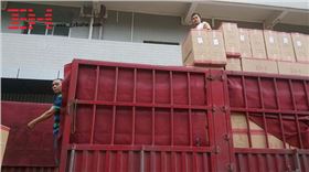 【發貨快訊】新疆特豐制藥辦公樓勾搭鋁單板和鋁扣板吊頂發貨