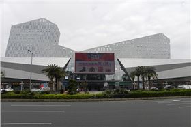 幕墻鋁單板 滿足建筑外墻造型耐用需求 幕墻鋁單板 滿足建筑外墻造型耐用需求