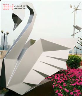 “白天鵝” 藝術鋁單板完美呈現3