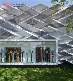 巴西Riccó展示廳外墻鋁單板3 巴西Riccó展示廳外墻鋁單板3