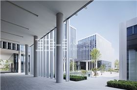 辦公樓案例-北京嘉銘東楓產業園鋁單板3
