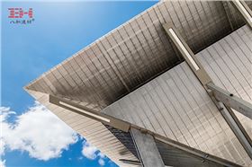 匈牙利的米什科爾茨城鎮(zhèn)新足球場(chǎng)-金屬拉伸網(wǎng)004.jpg 匈牙利的米什科爾茨城鎮(zhèn)新足球場(chǎng)-金屬拉伸網(wǎng)004.jpg