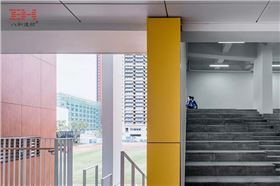 華中師范大學附屬龍園學校-鋁扣板003.jpg 華中師范大學附屬龍園學校-鋁扣板003.jpg