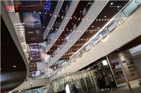 大悅城護欄鋁單板