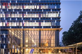 新加坡科學園大道5號旗艦大樓 新加坡科學園大道5號旗艦大樓