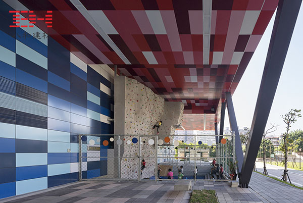 臺灣土城國民運動中心 鋁單板幕墻  (3).jpg