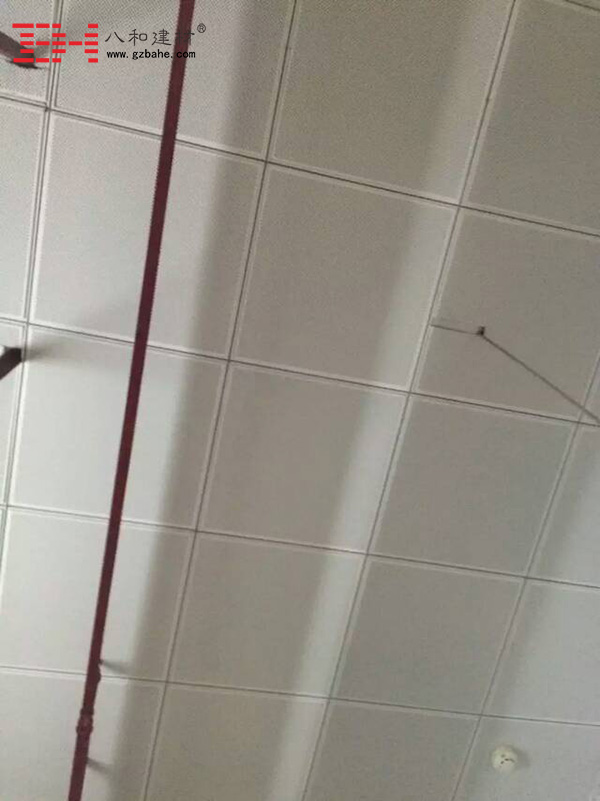 醫院機房吸音鋁扣板吊頂及墻面吸音沖孔鋁單板