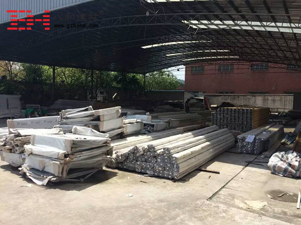 【車間動態】東莞展館項目外墻鋁單板與鋁方通吊頂加工完成 【車間動態】東莞展館項目外墻鋁單板與鋁方通吊頂加工完成