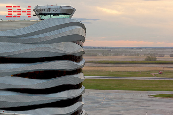 加拿大埃德蒙頓國際機場綜合辦公樓 加拿大埃德蒙頓國際機場綜合辦公樓