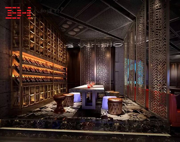 【VCAT酒吧】沖孔鋁單板吊頂及墻面的藝術展現 【VCAT酒吧】沖孔鋁單板吊頂及墻面的藝術展現
