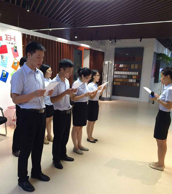 【早會(huì)】八和建材鋁單板銷售團(tuán)隊(duì)激情每一天 【早會(huì)】八和建材鋁單板銷售團(tuán)隊(duì)激情每一天