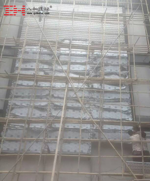 【藍色創(chuàng)客創(chuàng)意園】長城沖孔鋁單板與菱形孔平板鋁單板