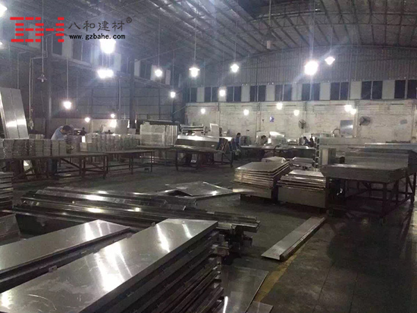 平安夜 圣誕夜 八和建材鋁單板廠家無眠之夜 平安夜 圣誕夜 八和建材鋁單板廠家無眠之夜