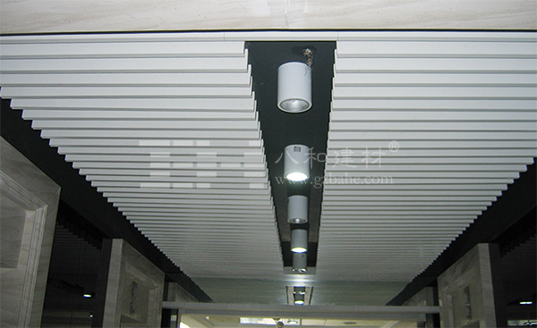 鋁方通吊頂-上海浦發銀行大廈6 鋁方通吊頂-上海浦發銀行大廈6