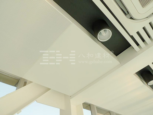 鋁單板吊頂-中國醫科大學附屬第一醫院4 鋁單板吊頂-中國醫科大學附屬第一醫院4