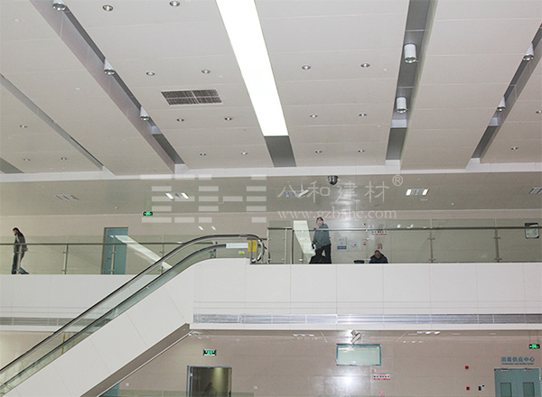 鋁單板吊頂-徐州醫學院附屬醫院4 鋁單板吊頂-徐州醫學院附屬醫院4
