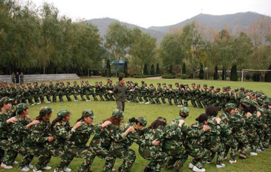 八和建材鋁單板廠家2016年拓展訓練來襲 八和建材鋁單板廠家2016年拓展訓練來襲