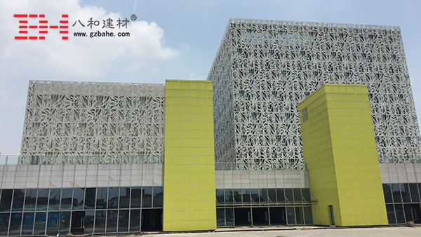 外墻藝術(shù)鏤空鋁單板 點(diǎn)亮建筑之美 外墻藝術(shù)鏤空鋁單板 點(diǎn)亮建筑之美