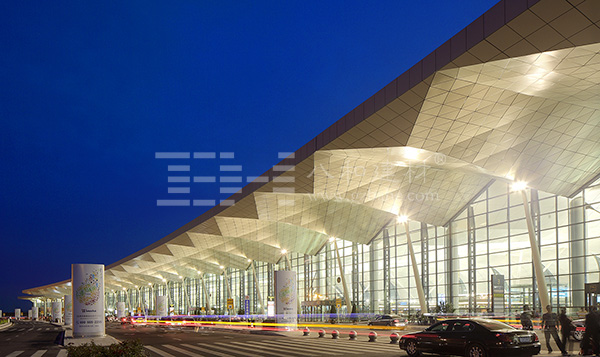 沈陽桃仙國際機(jī)場-鋁單板2 沈陽桃仙國際機(jī)場-鋁單板2