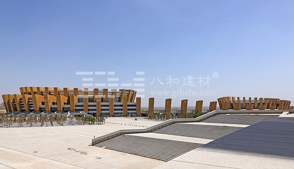 內蒙古鄂爾多斯體育中心-金色氟碳鋁單板2 內蒙古鄂爾多斯體育中心-金色氟碳鋁單板2