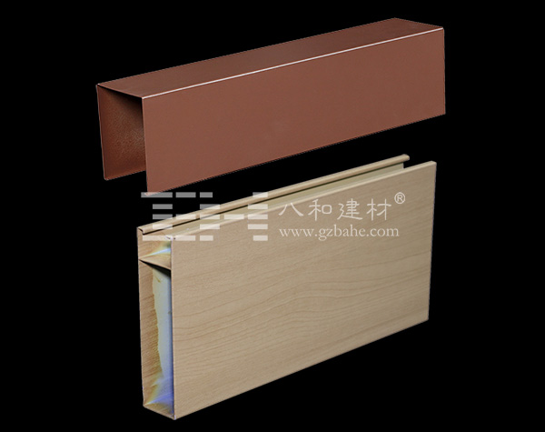 吊頂U(kuò)型鋁方通與型材鋁方通的特點(diǎn) 吊頂U(kuò)型鋁方通與型材鋁方通的特點(diǎn)