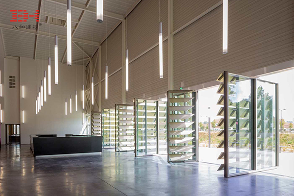 迪濟(jì)耶新藝術(shù)中心05.jpg 迪濟(jì)耶新藝術(shù)中心05.jpg