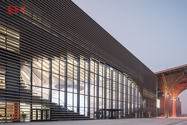 天津濱海圖書館型材方通、藝術室內(nèi)鋁單板、藝術弧形鋁方通04.jpg 天津濱海圖書館型材方通、藝術室內(nèi)鋁單板、藝術弧形鋁方通04.jpg