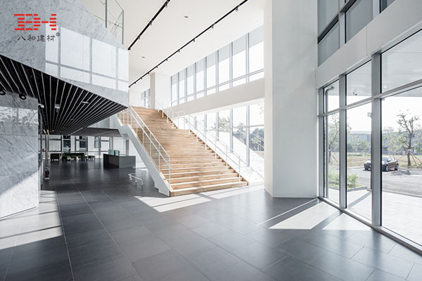 黑色U型方通裝飾建筑內部天花004.jpg 黑色U型方通裝飾建筑內部天花004.jpg