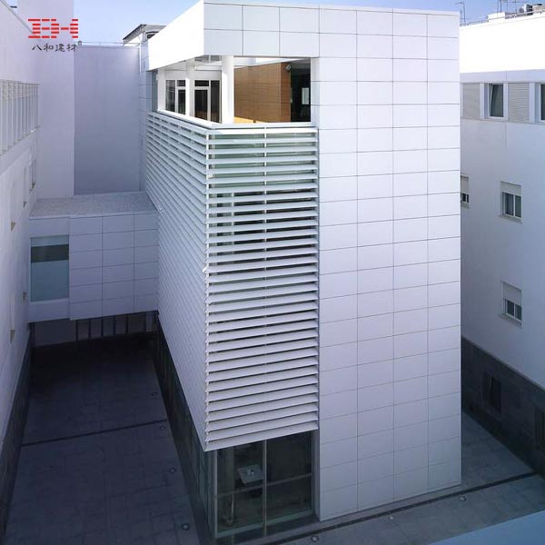 路易莎公主醫院-外墻鋁單板002.jpg 路易莎公主醫院-外墻鋁單板002.jpg