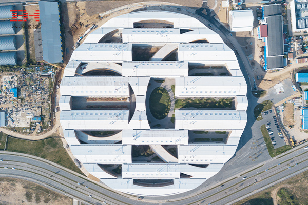 Skolkovo 科學技術研究院002.jpg Skolkovo 科學技術研究院002.jpg