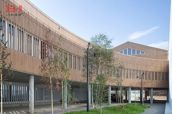 Skolkovo 科學技術研究院003.jpg Skolkovo 科學技術研究院003.jpg