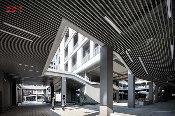 義烏新世紀外國語學校