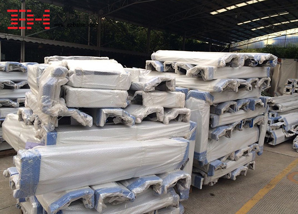 【服務升級】鋁單板包裝保護再上一個檔次 【服務升級】鋁單板包裝保護再上一個檔次